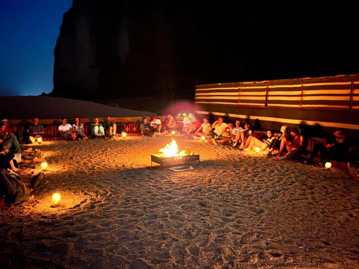 Готель Bedouin Lifestyle Camp Ваді-Рам Екстер'єр фото