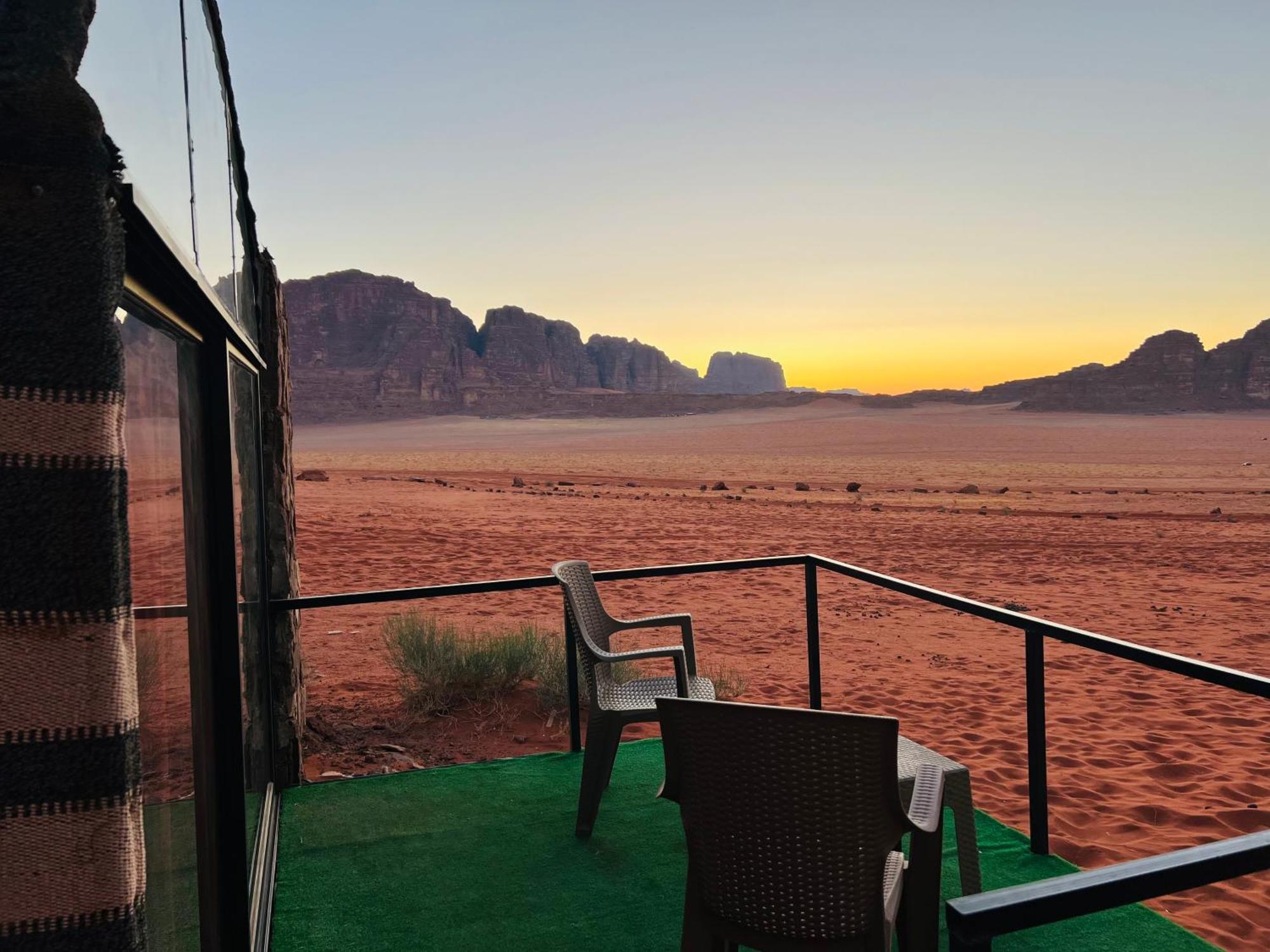 Готель Bedouin Lifestyle Camp Ваді-Рам Екстер'єр фото